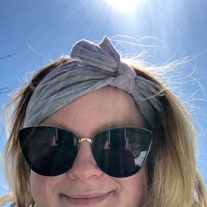 Meet your Posher, Corinne